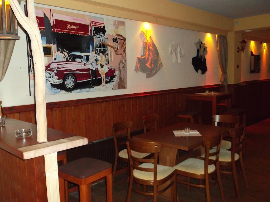 Gasthaus Vogelgarten ไอสลิงเงิน ภายนอก รูปภาพ