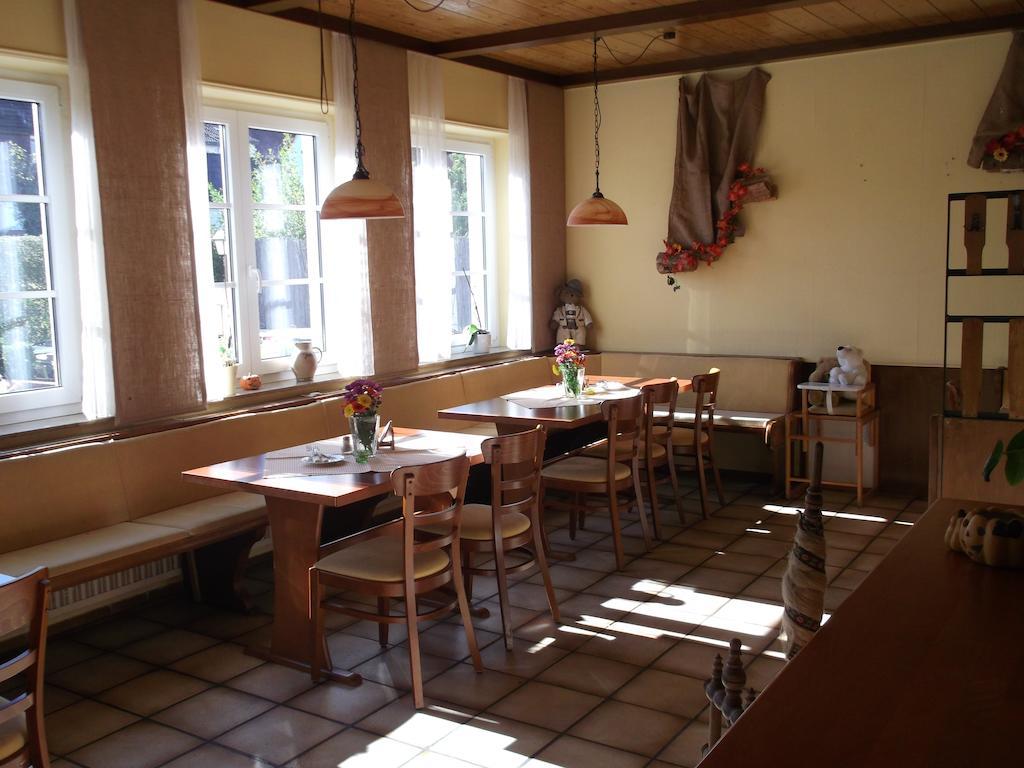 Gasthaus Vogelgarten ไอสลิงเงิน ภายนอก รูปภาพ